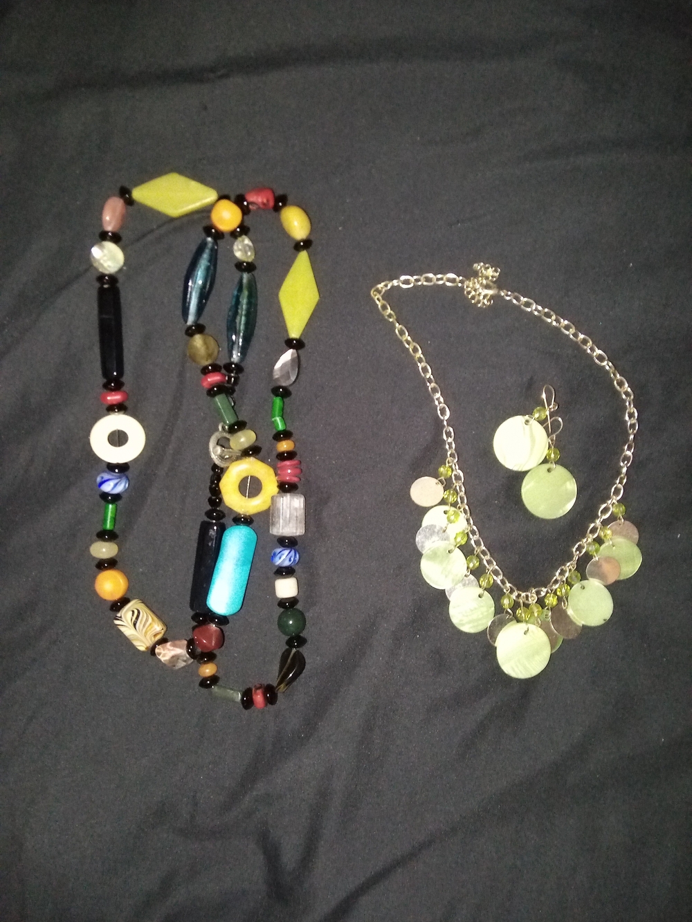 2 Necklaces For 1 - Picture 1 of 2